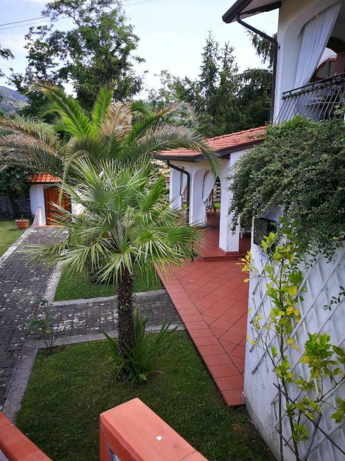 Willa Da Adria Al Corvenale - Casa Vacanze Carrara - Zewnętrze zdjęcie